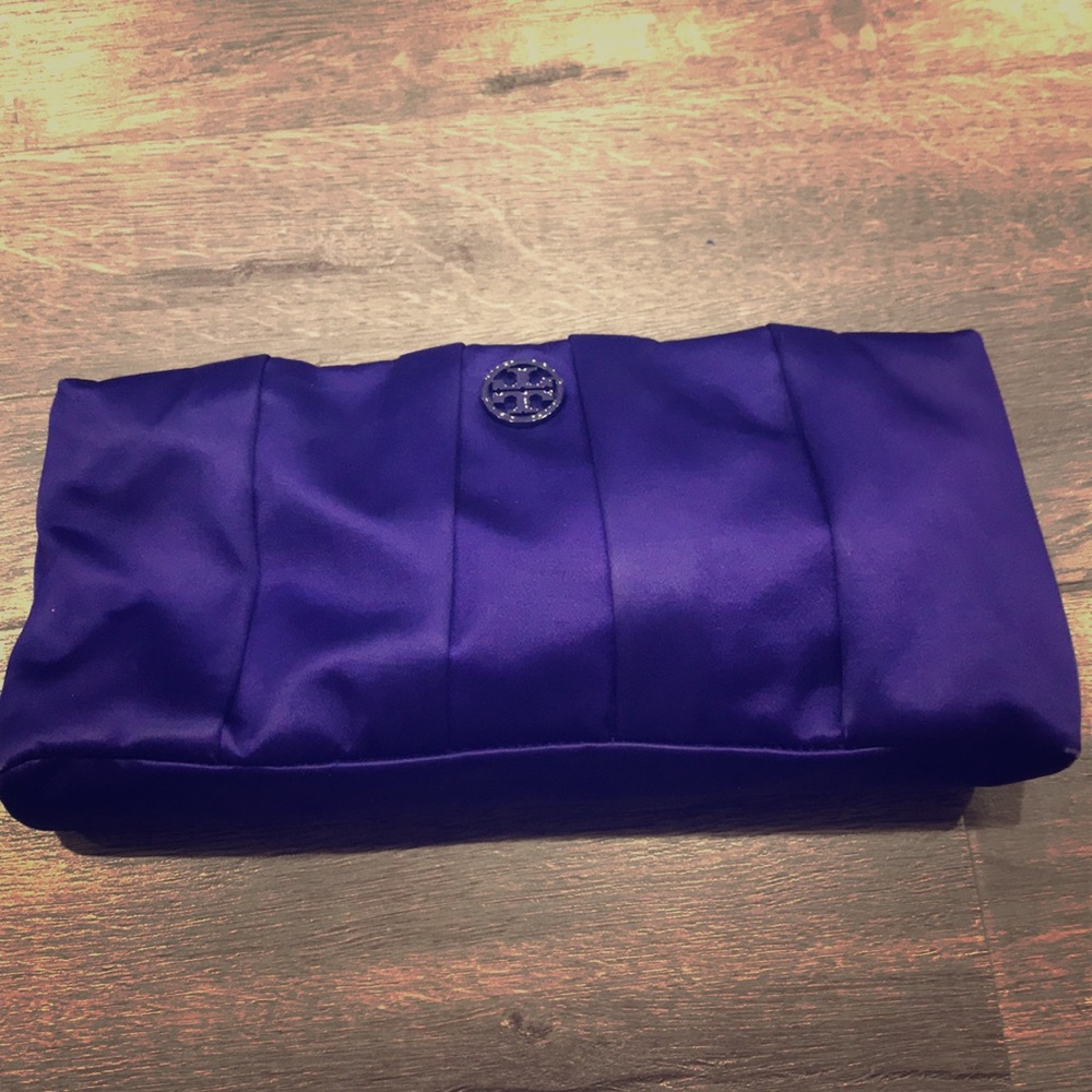 Authentic Tory Burch clutch